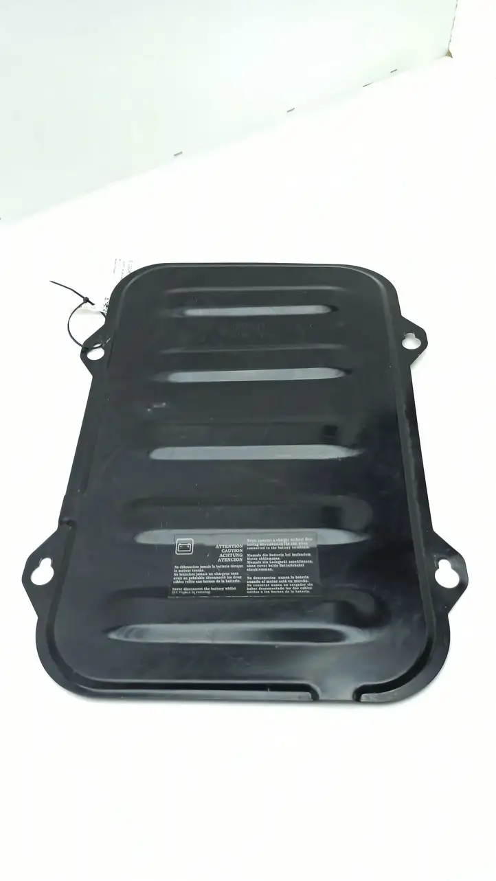 Nissan Primastar (2001 - 2014) 8200403170 Крышка ящика аккумулятора — фото 8