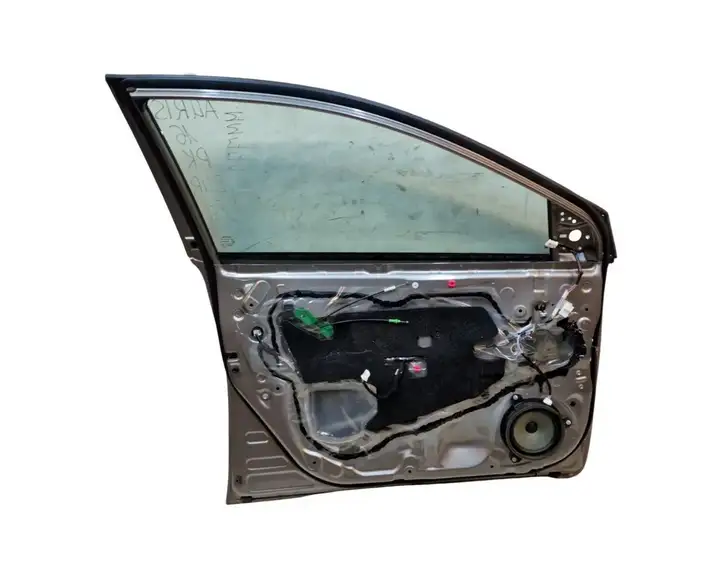 Toyota Auris E180 (2012 - 2018) Дверь — фото 5