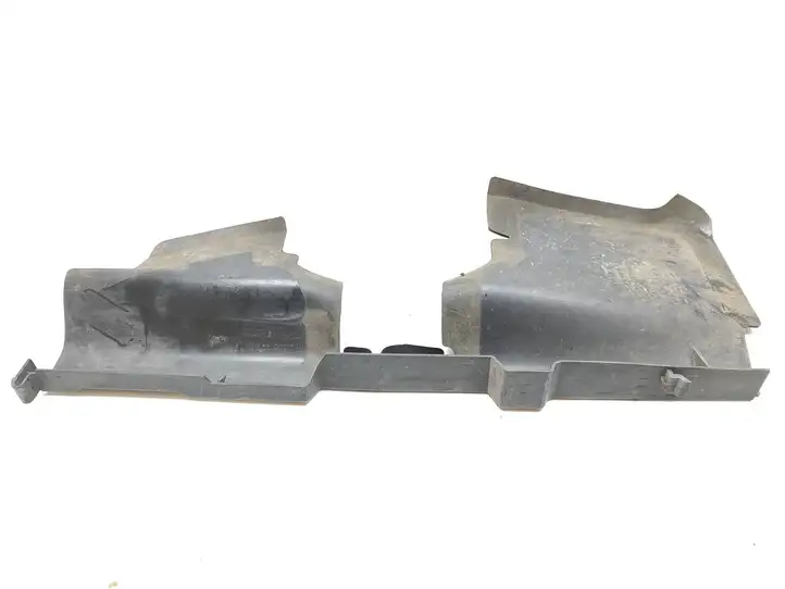 Audi A3/S3 8P (2008 - 2013) 8P0121284E Дефлектор воздуха — фото 1