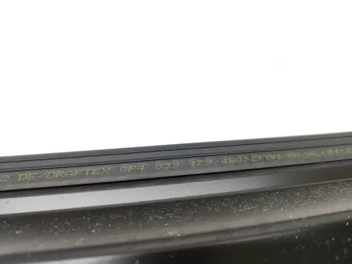 Audi A3/S3 8P (2008 - 2013) 8p4838479 Рамка дверного стекла задней двери — фото 3