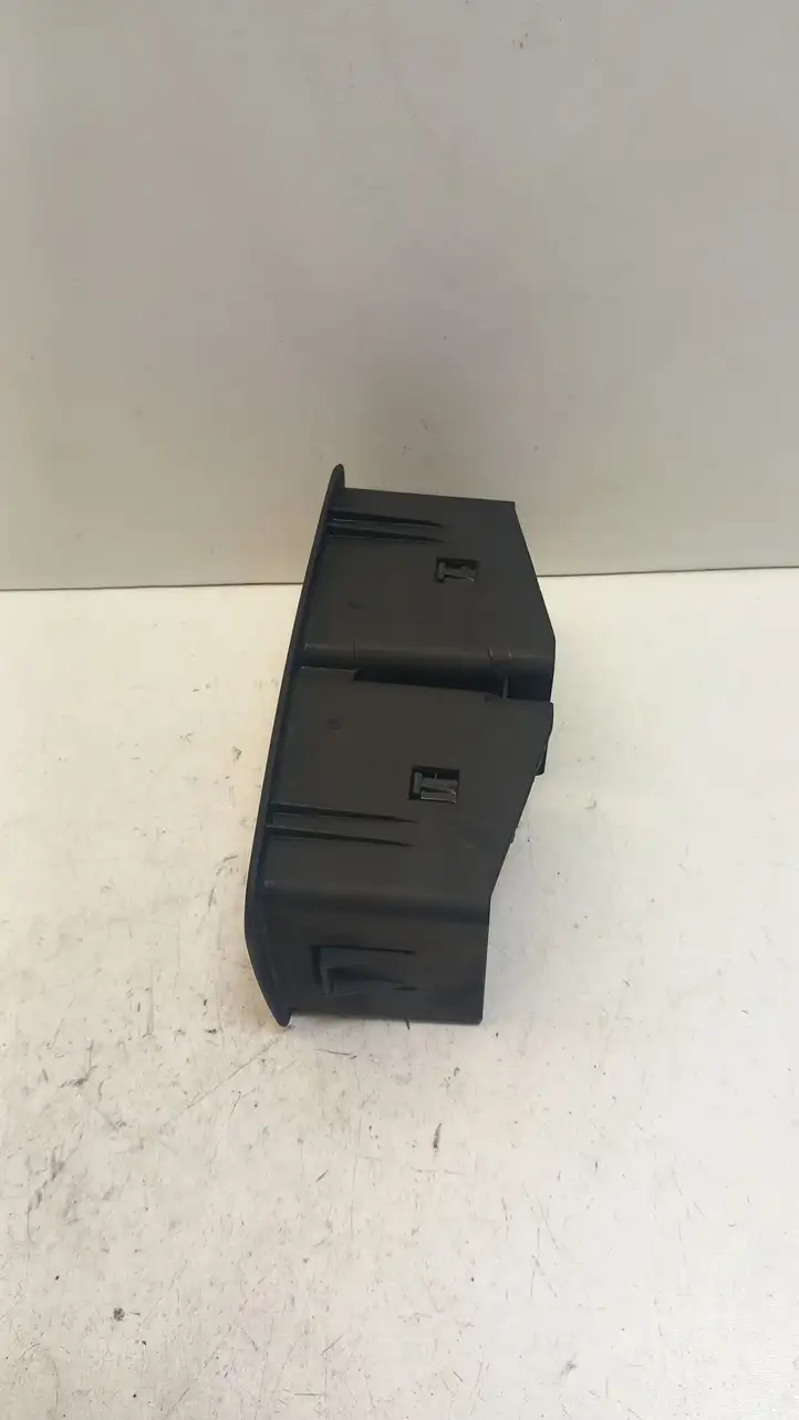 Mercedes-Benz ML W163 (1997 - 2005) A1638301454 Задний воздушный дефлектор — фото 4
