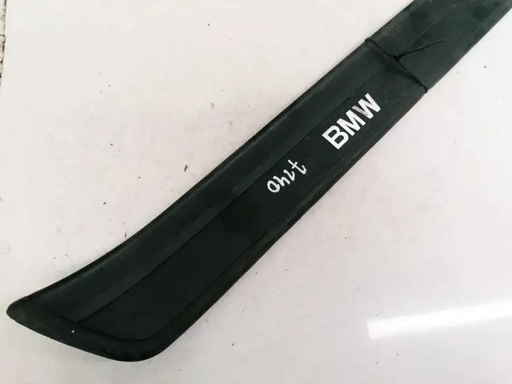 BMW 3 E90 E91 (2005 - 2012) 51477060279 Внутренняя отделка переднего порога — фото 1