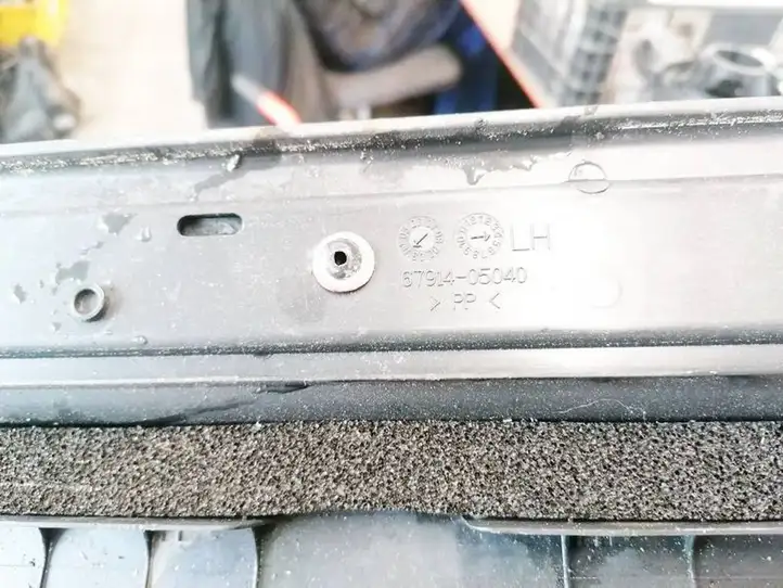 Toyota Avensis T250 (2003 - 2006) 6791405040 Внутренняя отделка переднего порога — фото 3