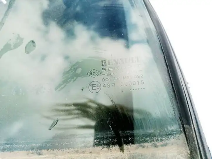 Renault Megane II (2002 - 2005) Форточка двери — фото 3