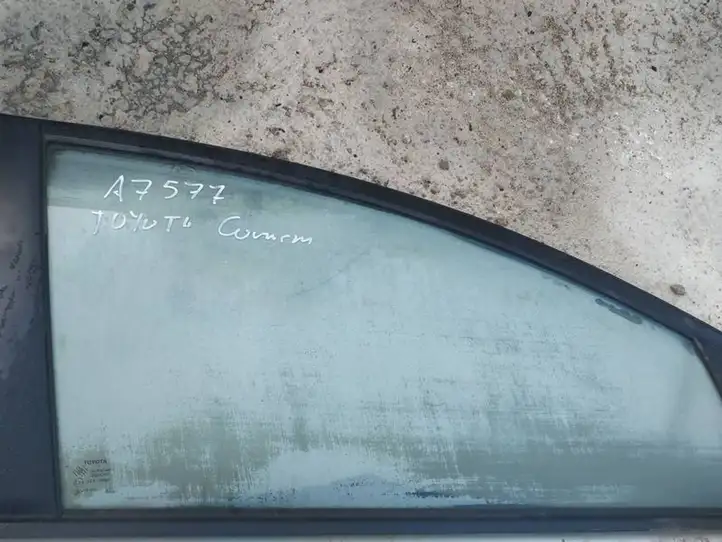 Toyota Corolla Verso AR10 (2004 - 2009) Стекло передней двери — фото 1