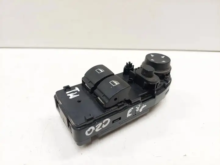 BMW 1 E81 E87 (2004 - 2011) 6952021 Кнопка стеклоподъемников — фото 3