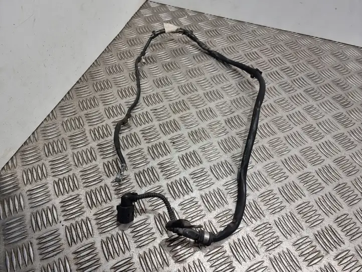 Volkswagen Caddy (2004 - 2010)   Провода (генератора)