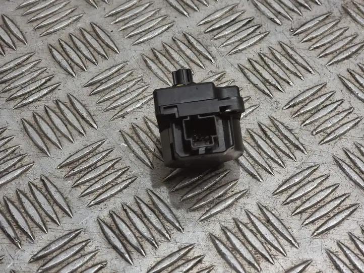 Citroen C5 (2004 - 2008) 4PUH19E616BC Двигатель задвижки потока воздуха — фото 3