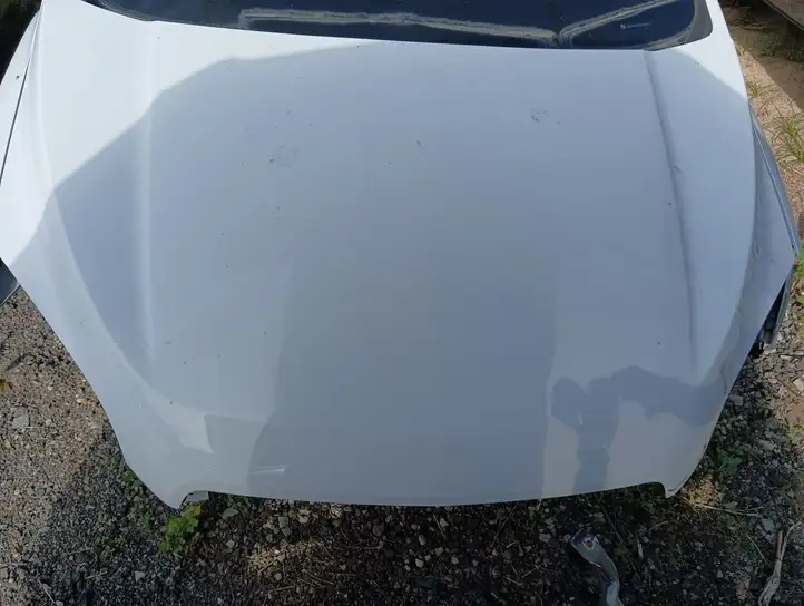 Chevrolet Trax (2013 - 2017) Капот — фото 1