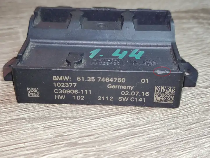 BMW M3 F80 (2014 - 2020) 7464750 Блок управления крышкой багажника — фото 4