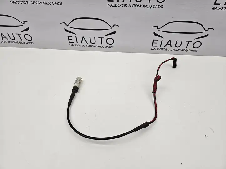 BMW 5 E60 E61 (2004 - 2010) Датчик износа тормозных колодок — фото 4