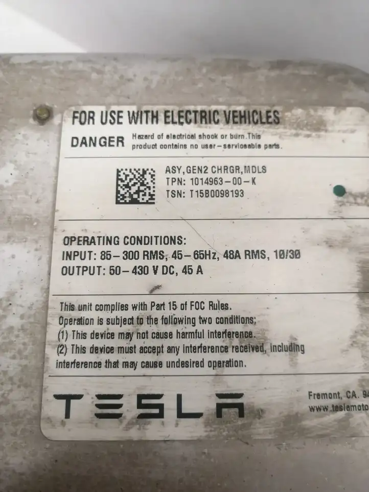 Tesla Model S (2012 - 2016) 101496300K Инвертор напряжения — фото 5