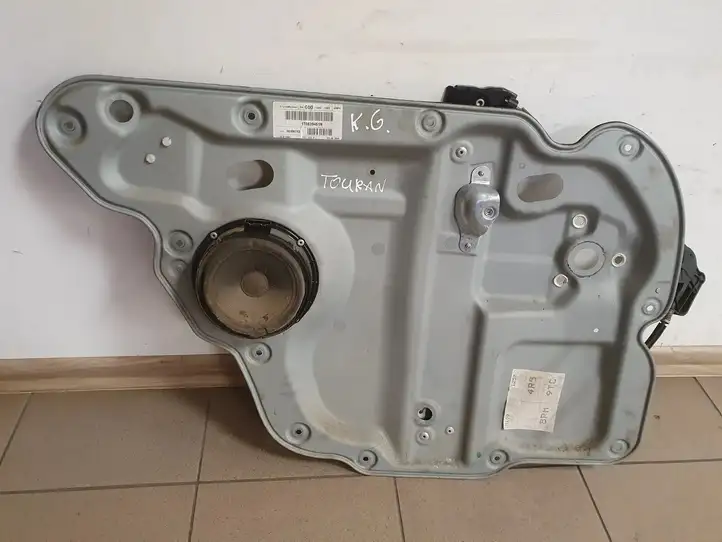 Volkswagen Touran I (2003 - 2010) 1T0839461N Механический стеклоподъемник задней двери — фото 3