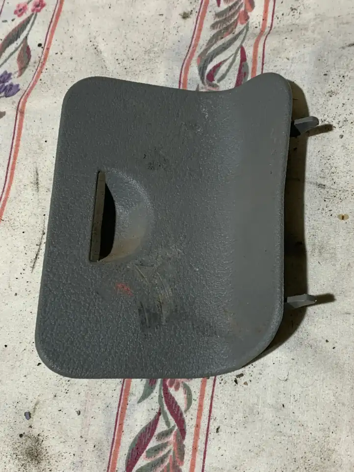 Renault Scenic I (1996 - 2003) 7700434111 Прочая отделка багажника — фото 1