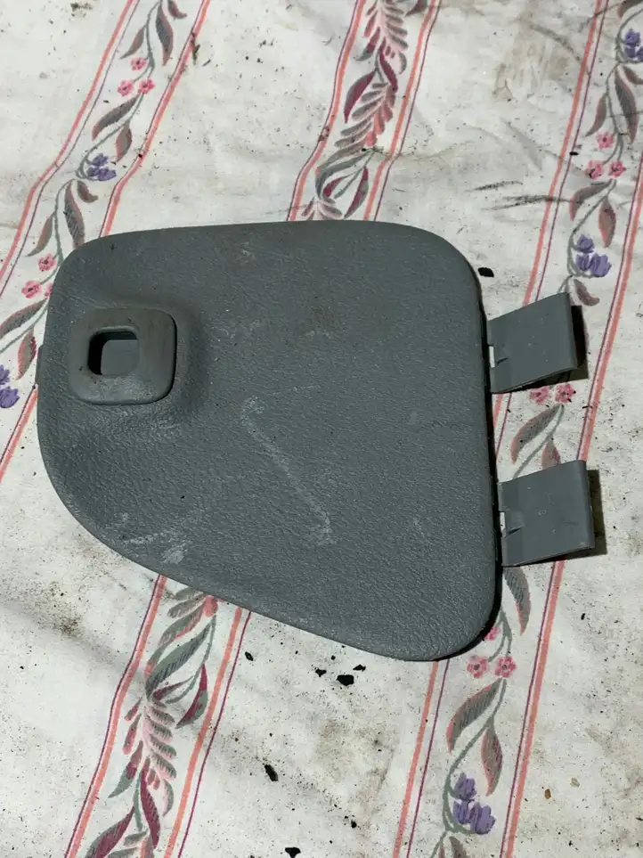Renault Scenic I (1996 - 2003) 7700835146 Прочая отделка багажника — фото 2
