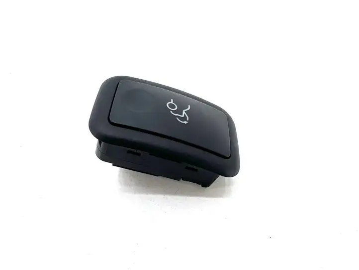 Mercedes-Benz C W204 (2007 - 2014) A2048707051 Кнопка закрытия крышки багажника — фото 4