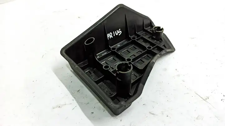 Toyota Prius (XW20) (2003 - 2009) 5819213010 Подставка для ноги — фото 6