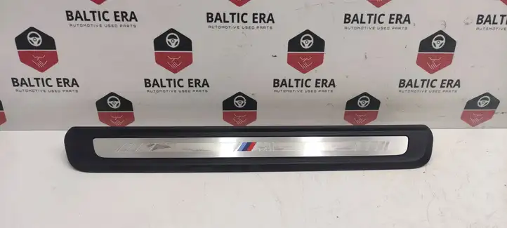 BMW i4 (2021 - ) 8079739 Отделка переднего порога — фото 1