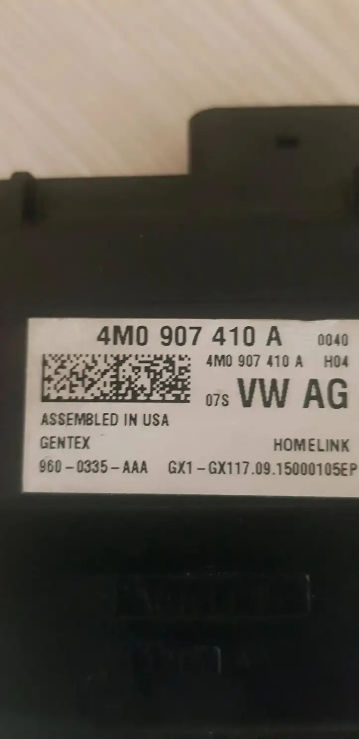 Audi Q7 4M (2015 - ) 4M0907410A Пульт управления воротами — фото 3