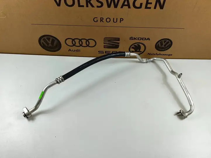 Volkswagen Golf VII (2013 - 2019) 5Q0820743C Трубки и шланги кондиционера — фото 1