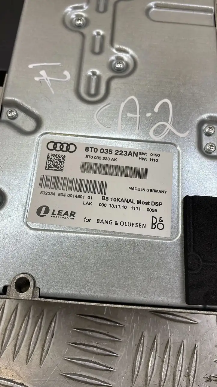 Audi Q5 SQ5 (2008 - 2012) 8T0035223AN Усилитель звука — фото 4