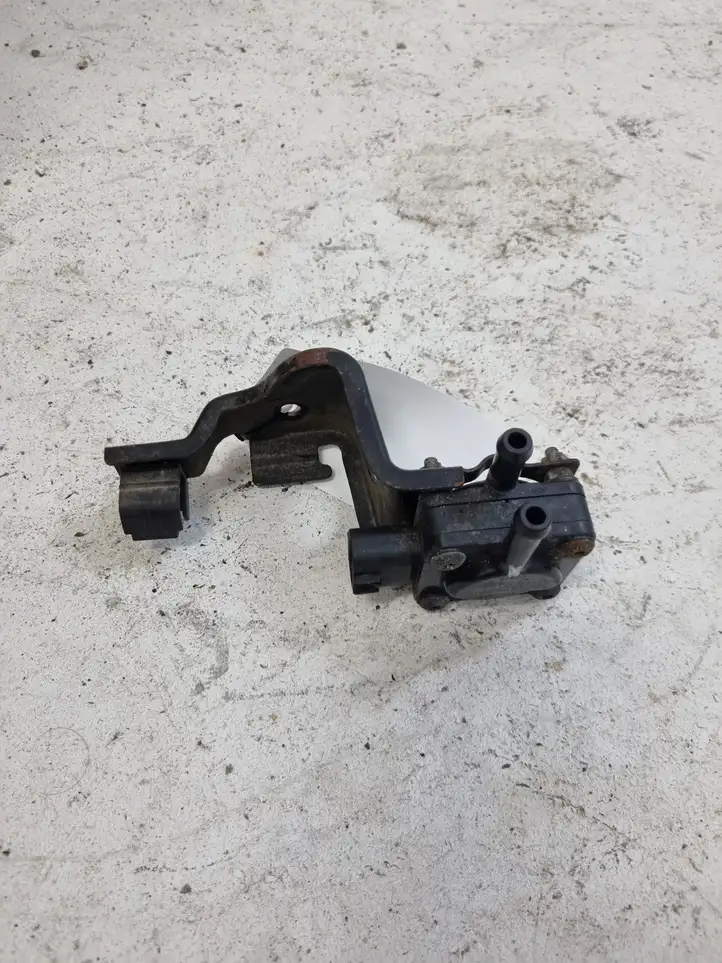 Toyota Corolla Verso AR10 (2004 - 2009) 8948064010 Датчик давления выхлопных газов — фото 4