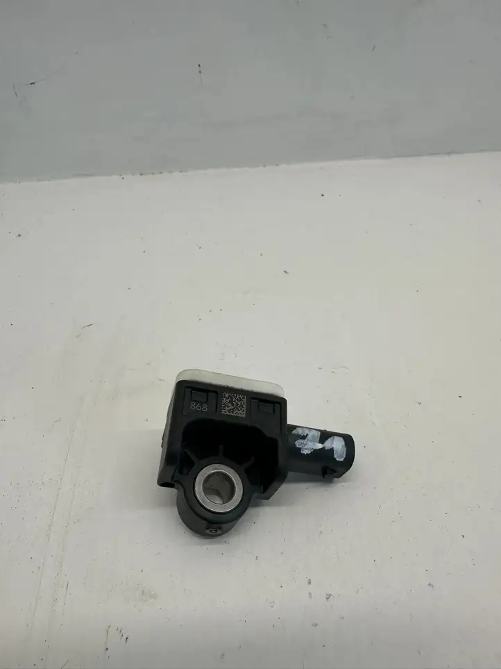BMW 3 F30 F35 F31 (2012 - 2018) 130409100 Датчик удара SRS — фото 4