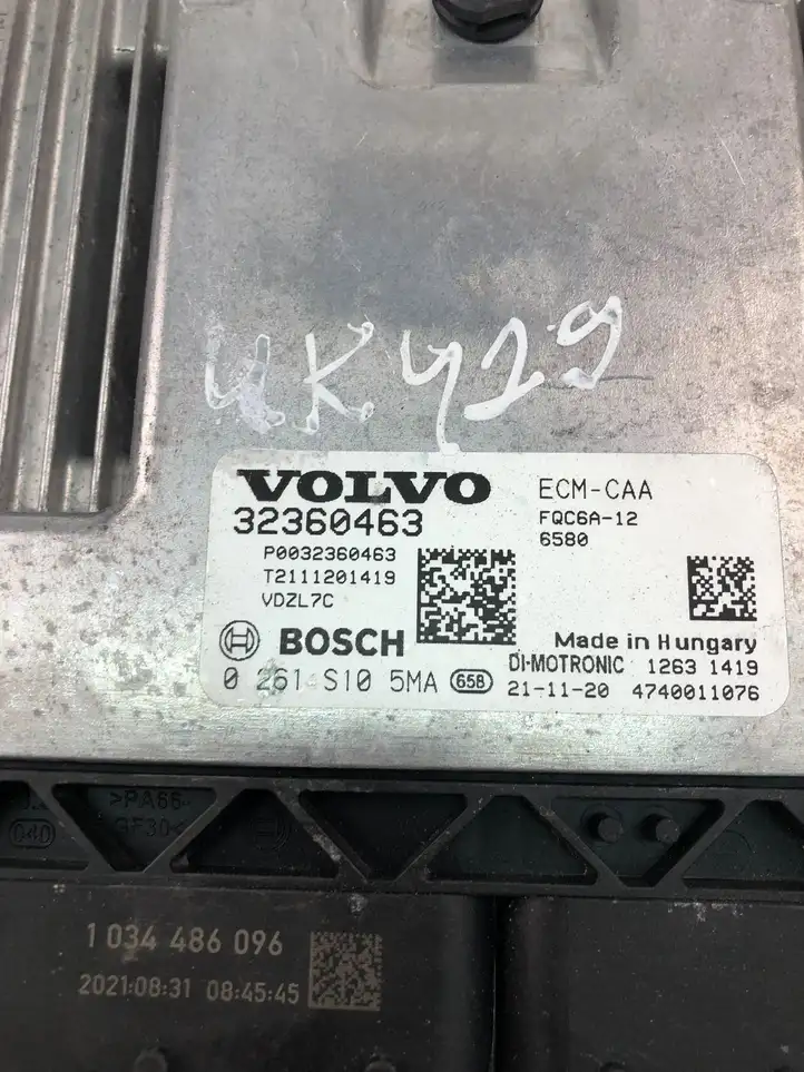 Volvo XC40 (2017 - ) 32360463 Блок управления двигателем (ECU) — фото 4