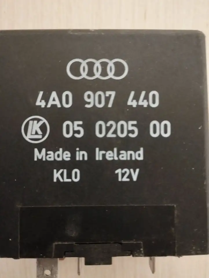 Audi A6 S6 C5 4B (2001 - 2004) 4A0907440 Реле интервала стеклоочистителей — фото 3
