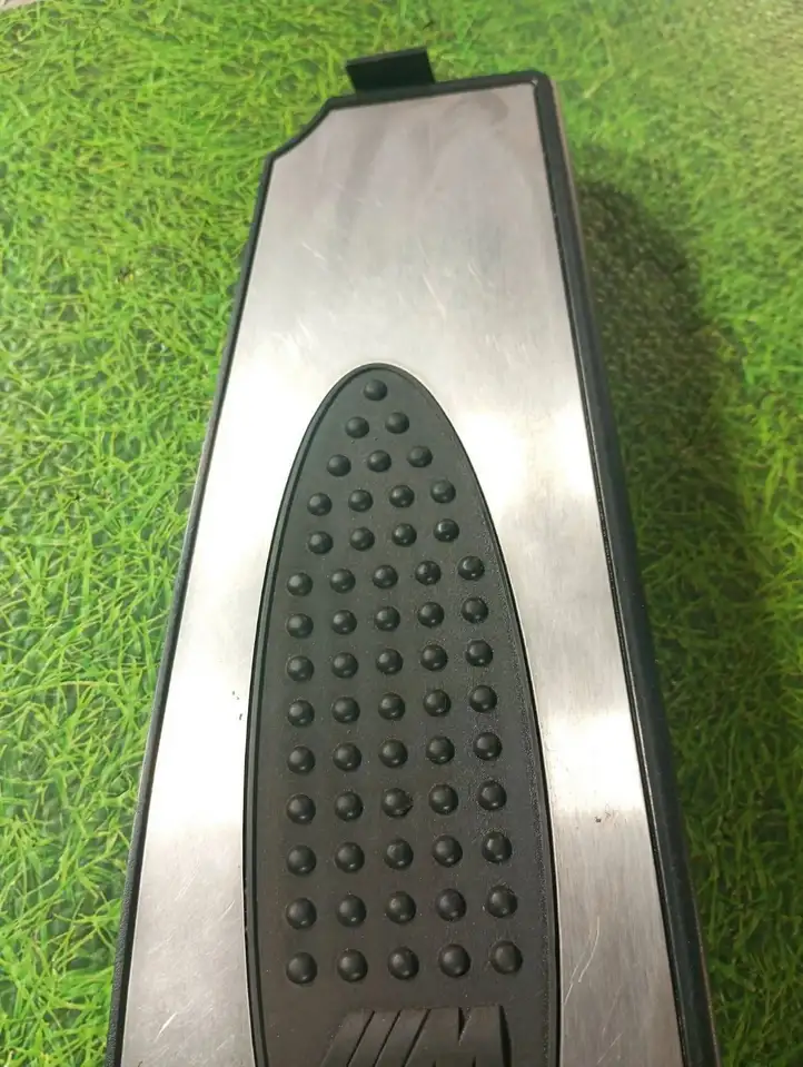 BMW M5 E60/E61 (2004 - 2010) 7896959 Подставка для ноги — фото 2