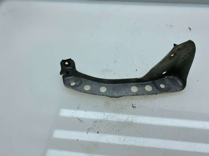 Subaru Legacy (2003 - 2009)  57707AG38A Держатель угловой части бампера (кронштейн)