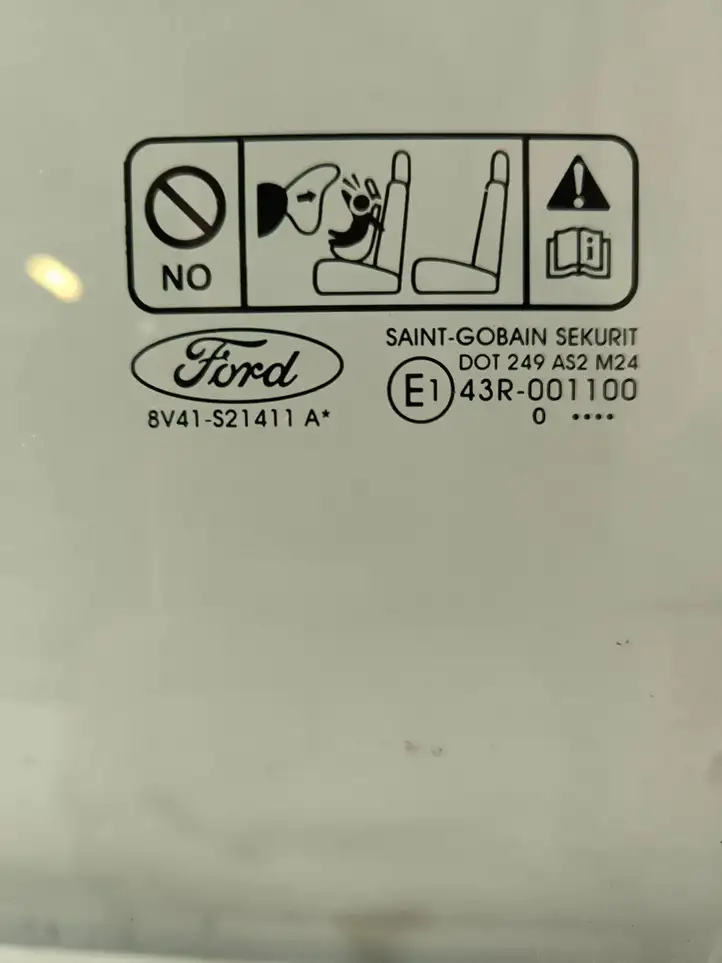 Ford Kuga I (2008 - 2012) 8v41s21411a Стекло передней двери — фото 3