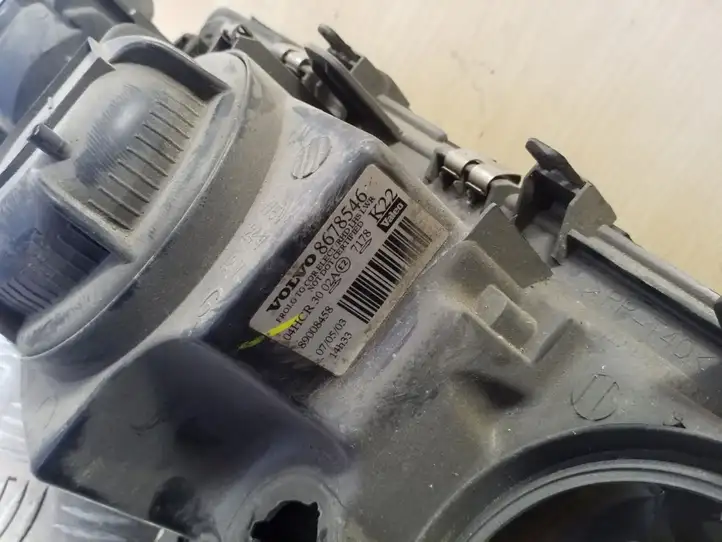 Volvo S80 (1998 - 2004) 8678546 Передняя фара — фото 2