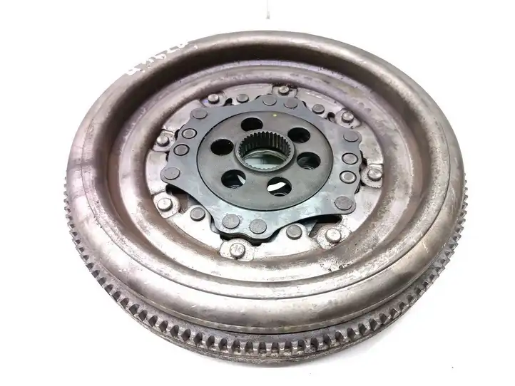 Skoda Superb B6 (3T) (2008 - 2015) 415074009 Двухмассовый маховик — фото 1