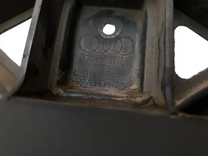 Audi Q7 4L (2005 - 2009) 4L0807329 Кронштейн заднего бампера — фото 5