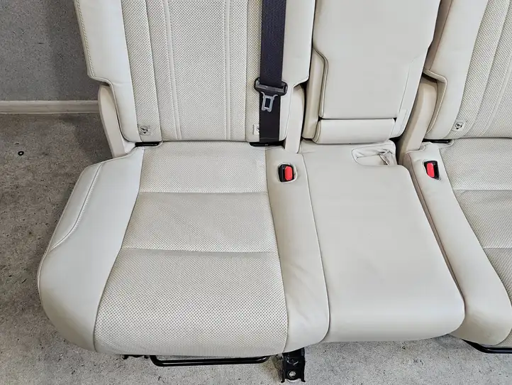 Lexus RX 450H (2019 - ) Комплект салона — фото 31