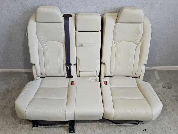 Lexus RX 450H (2019 - ) Комплект салона — фото 33