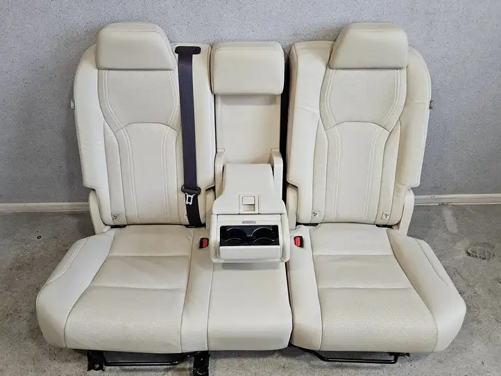 Lexus RX 450H (2019 - ) Комплект салона — фото 37