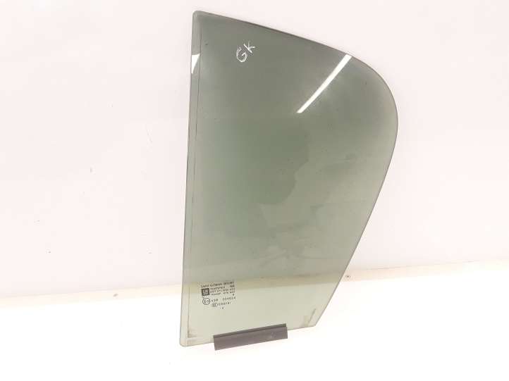 Opel Corsa D (2006 - 2010)  43R004654 Маленькое стекло 