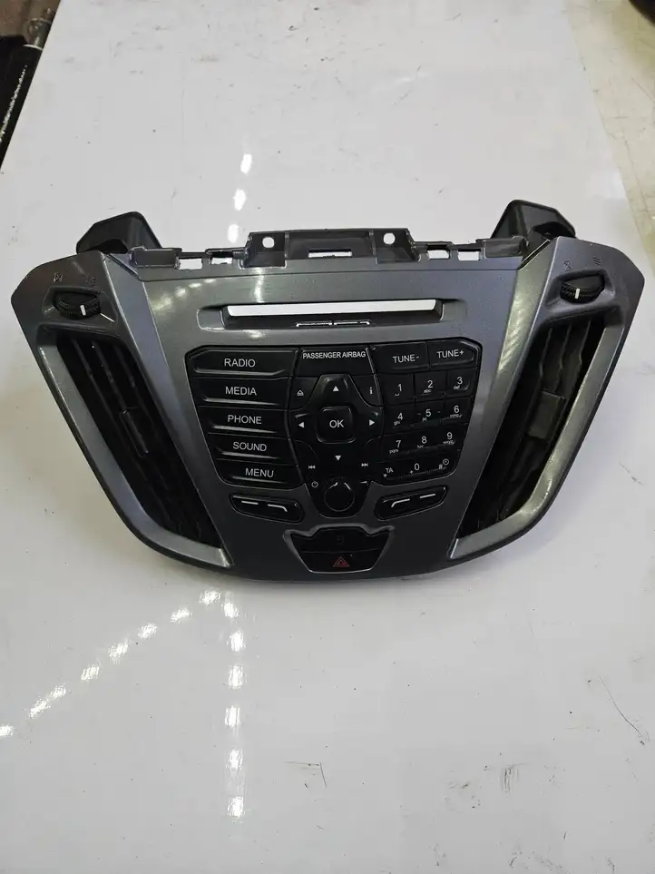 Ford Transit Custom (2014 - ) GK2T18K811CB Магнитола / мультимедийная система — фото 1
