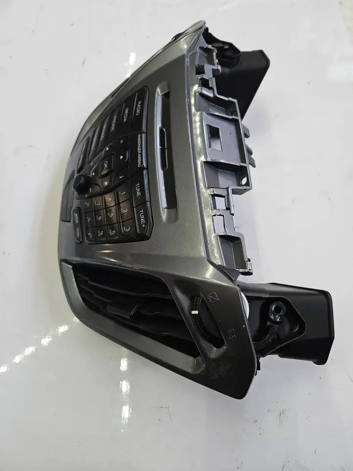 Ford Transit Custom (2014 - ) GK2T18K811CB Магнитола / мультимедийная система — фото 2