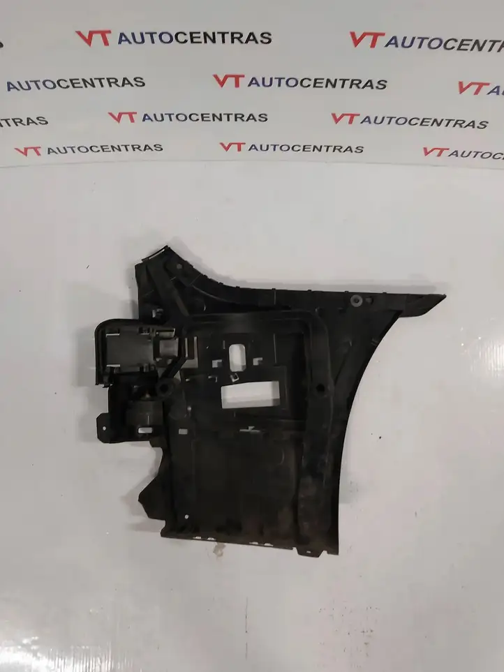 BMW 5 G30 G31 (2016 - ) 21754011 Кронштейн угловой части бампера — фото 2