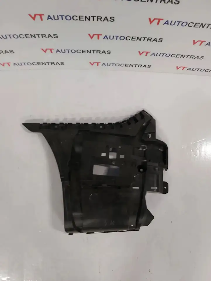 BMW 5 G30 G31 (2016 - ) 21754011 Кронштейн угловой части бампера — фото 1