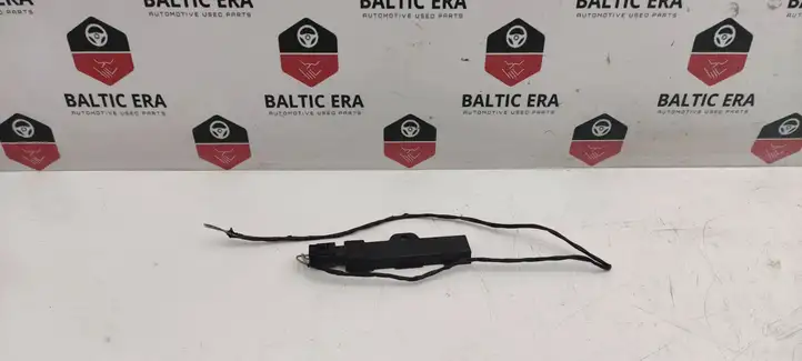 BMW 3 F30 F35 F31 (2012 - 2018) 9220831 Антенна бесключевого доступа — фото 1