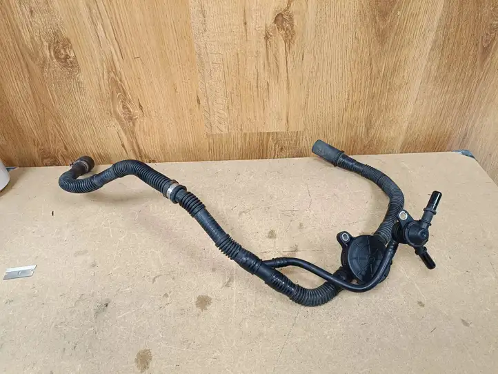 Mercedes-Benz GLC X253/C253 (2015 - )  A2740180521 Датчик сапуна