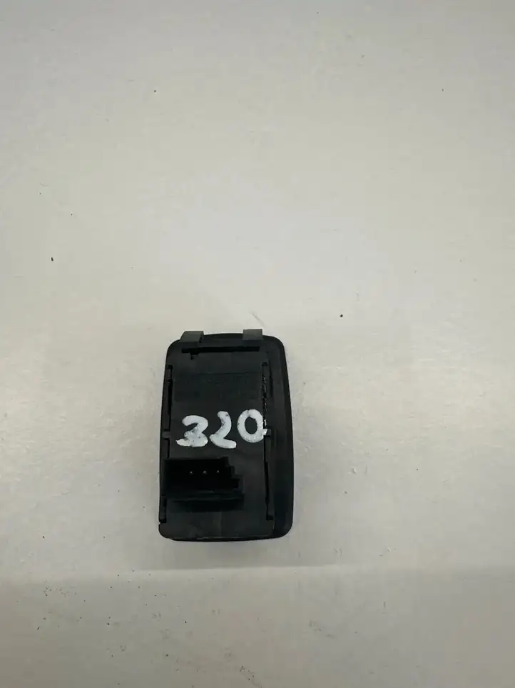 BMW 3 E90 E91 (2005 - 2012) 6945874 Кнопка стеклоподъемников — фото 4