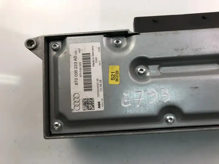 Audi A4 S4 B8 8K (2007 - 2011) 8T0035223AB Усилитель звука — фото 3