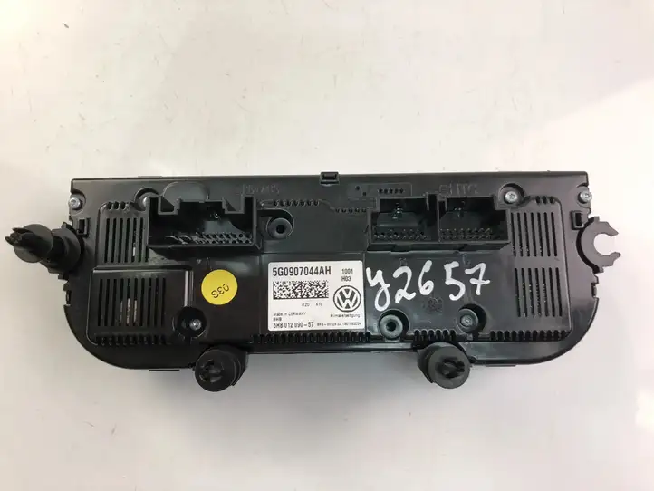 Volkswagen PASSAT B7 (2011 - 2014) 5G0907044AH Управление климат контролем — фото 4