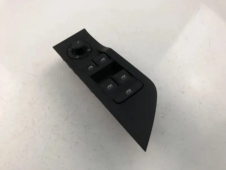 Skoda Kamiq (2019 - ) 5G0959857D Блок кнопок стеклоподъемников — фото 1