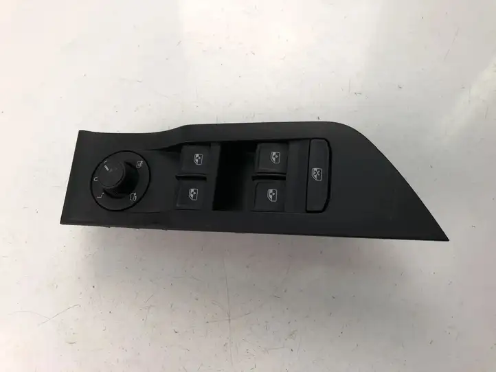 Skoda Kamiq (2019 - ) 5G0959857D Блок кнопок стеклоподъемников — фото 2